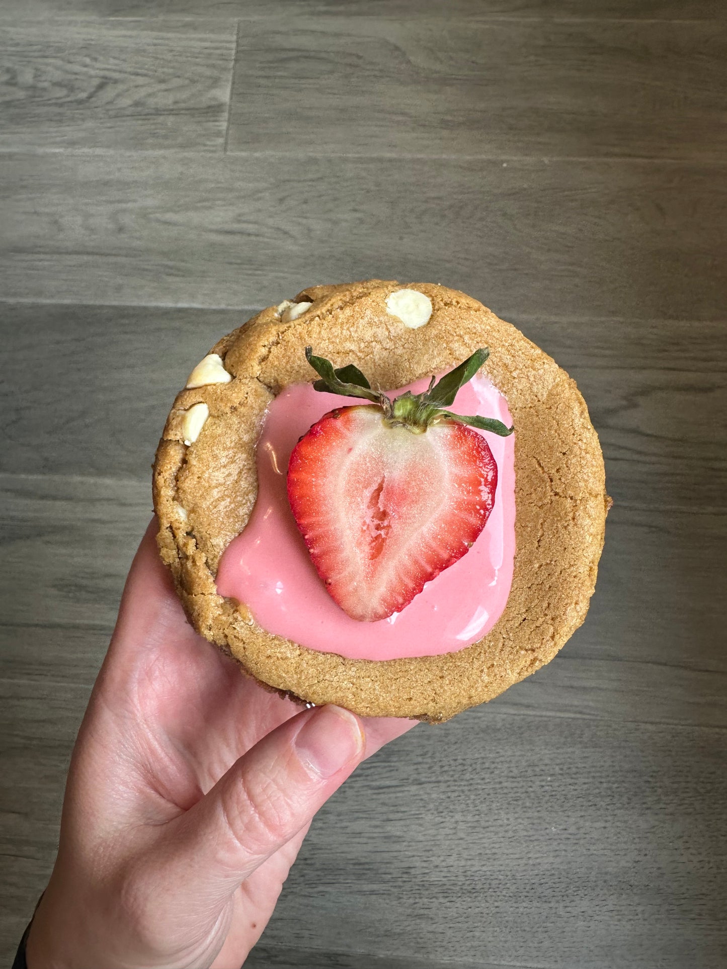 Strawberries and Crème
